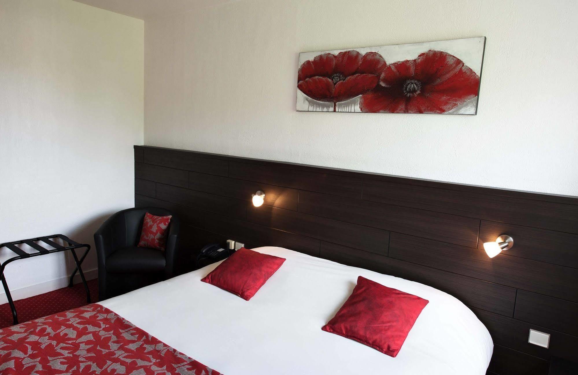 The Originals City, Hotel Du Chateau, Pontivy Exterior photo
